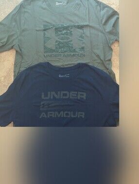 Under Armour Men’s Short Sleeve Tee - Navy & Olive Green